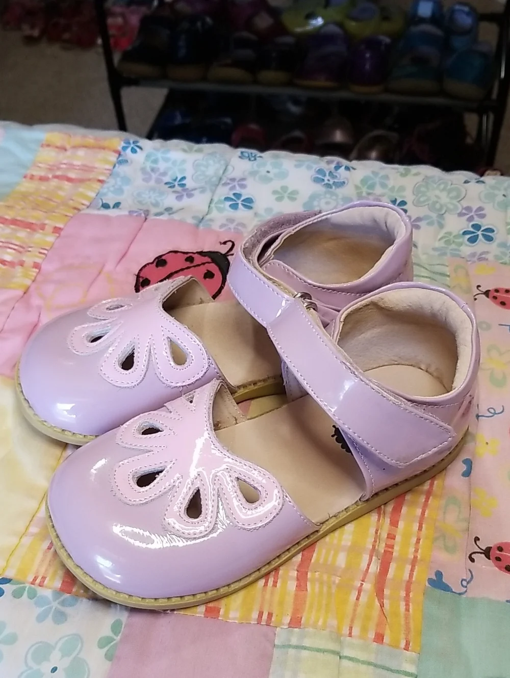 Livie & Luca Lavender & Pink Patent Leather Mary Janes Size 13 Petals